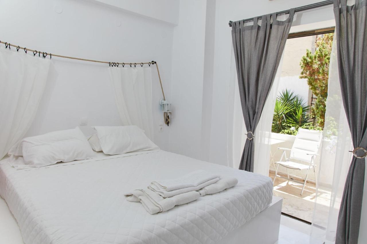 Agia Marina  Golden Star Praxitelous 아파트 외부 사진