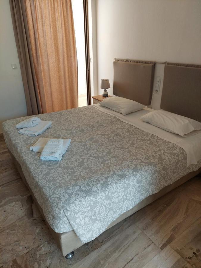 Agia Marina  Golden Star Praxitelous 아파트 외부 사진